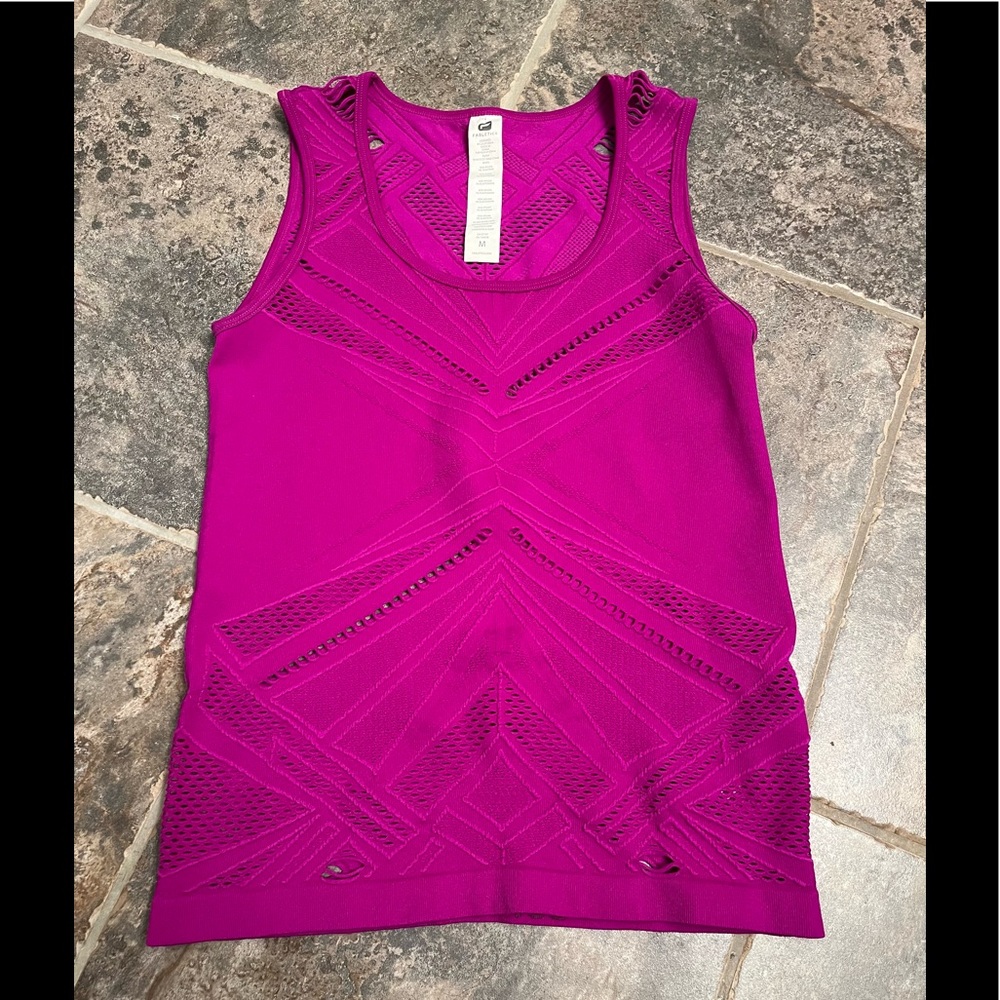 FABLETICS Womens Isabella Knit Magenta Tank Medium EUC